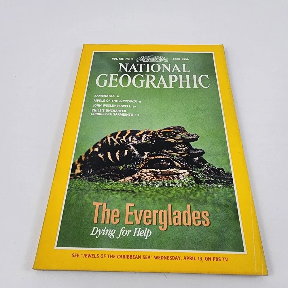 National Geographic Magazine‎ April 1994 No Insert